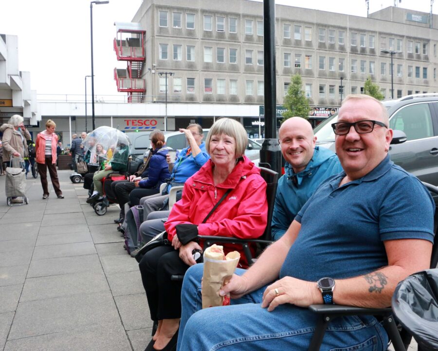 bramley shopping centre seats main